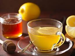 Hot lemon with honey & ginger